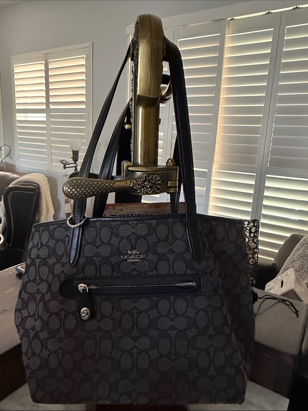 Coach 2018 Taylor Tote (A1881-37229)